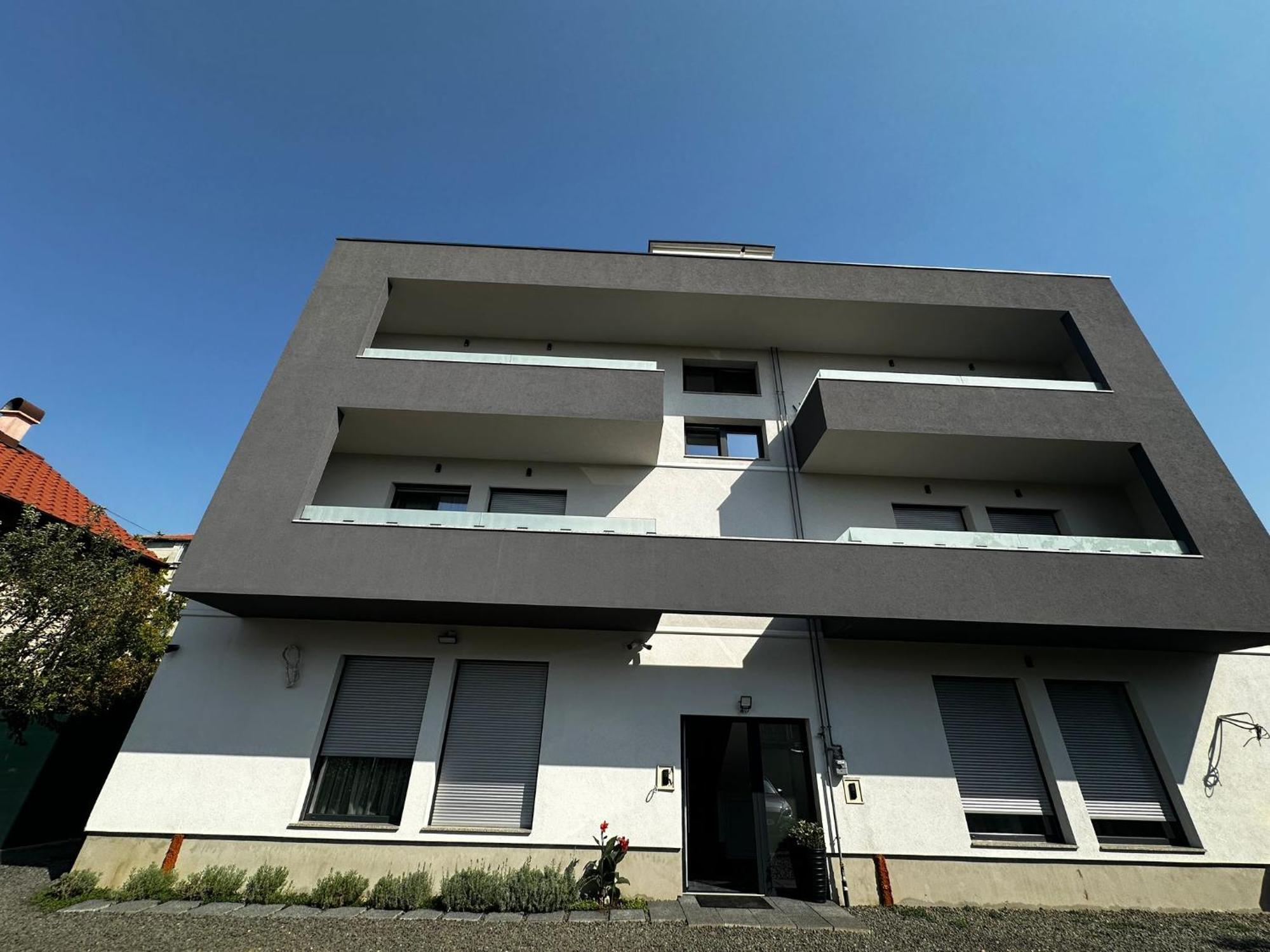 Rmr Luxury Apartaments تيميشورا المظهر الخارجي الصورة