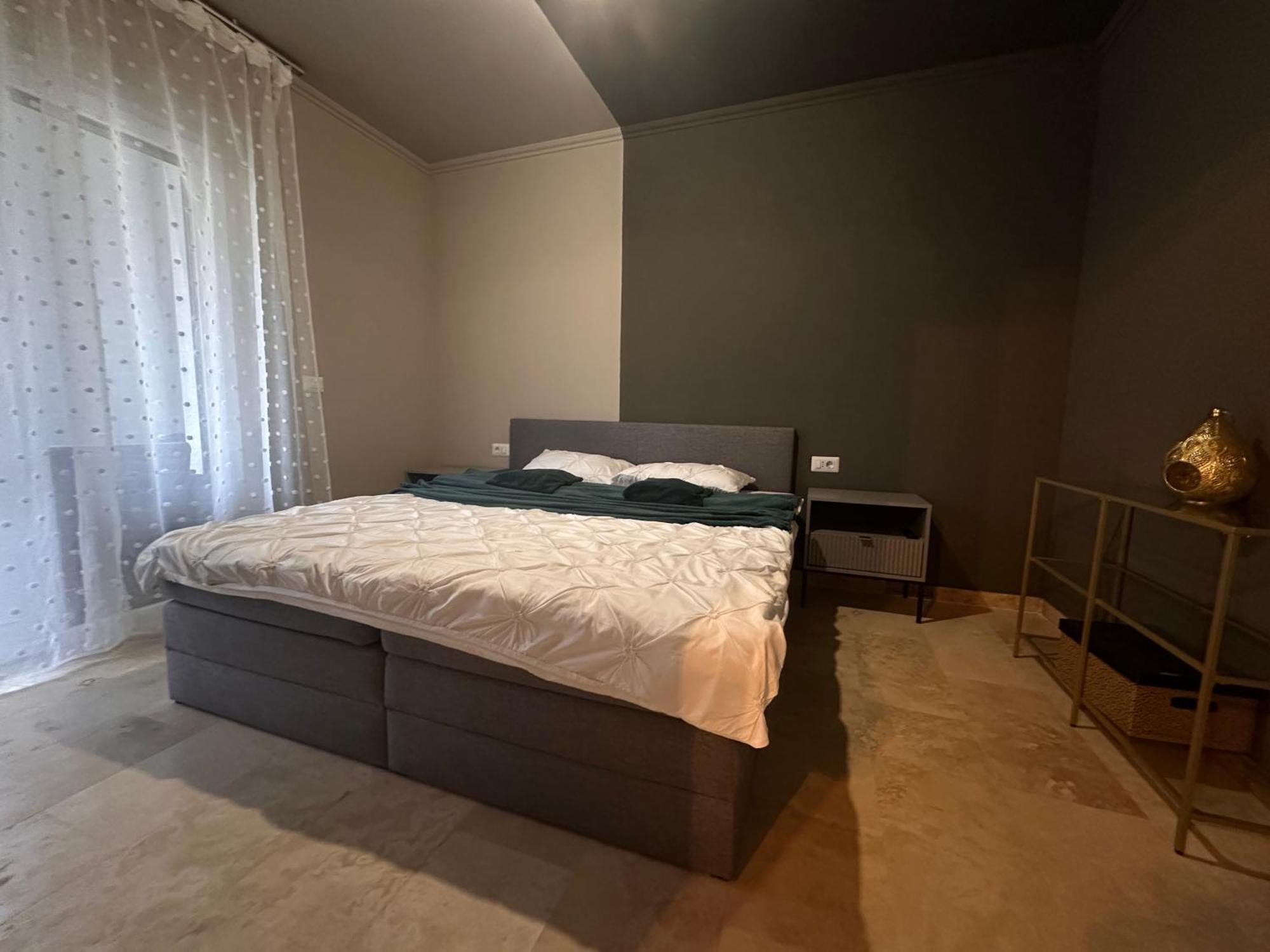 Rmr Luxury Apartaments تيميشورا المظهر الخارجي الصورة